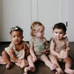 Mushie Kinder-Baby Spiel-Würfel Tradewinds Stone -Essen - Trinken Verkäufe hersteller mushie kinder baby spiel wuerfel tradewinds stone 3